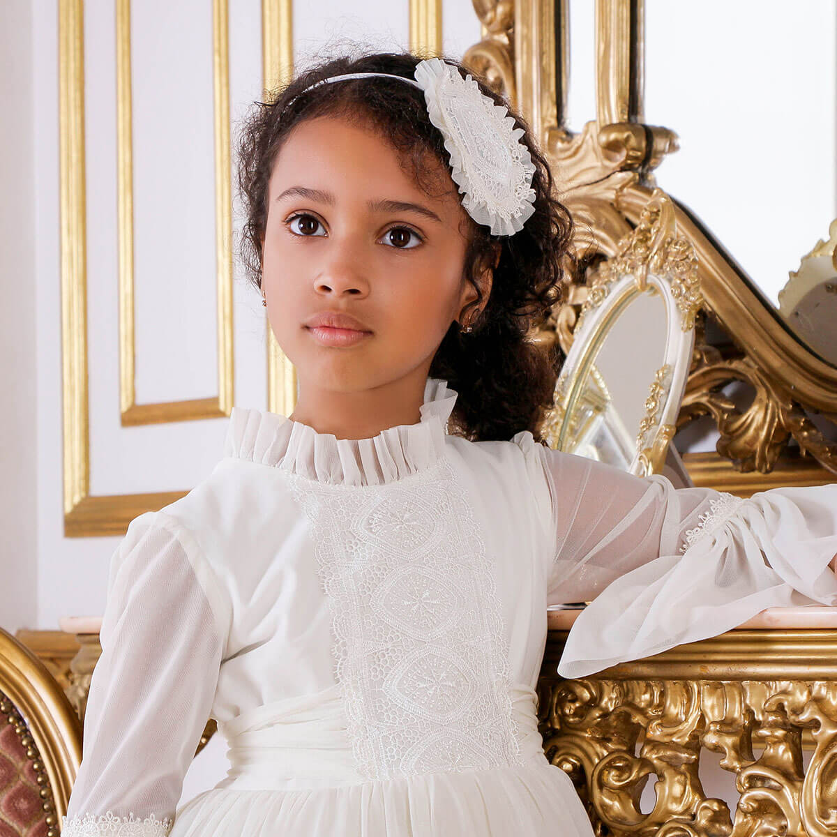 ELIZABETH Headband with Detachable Veil