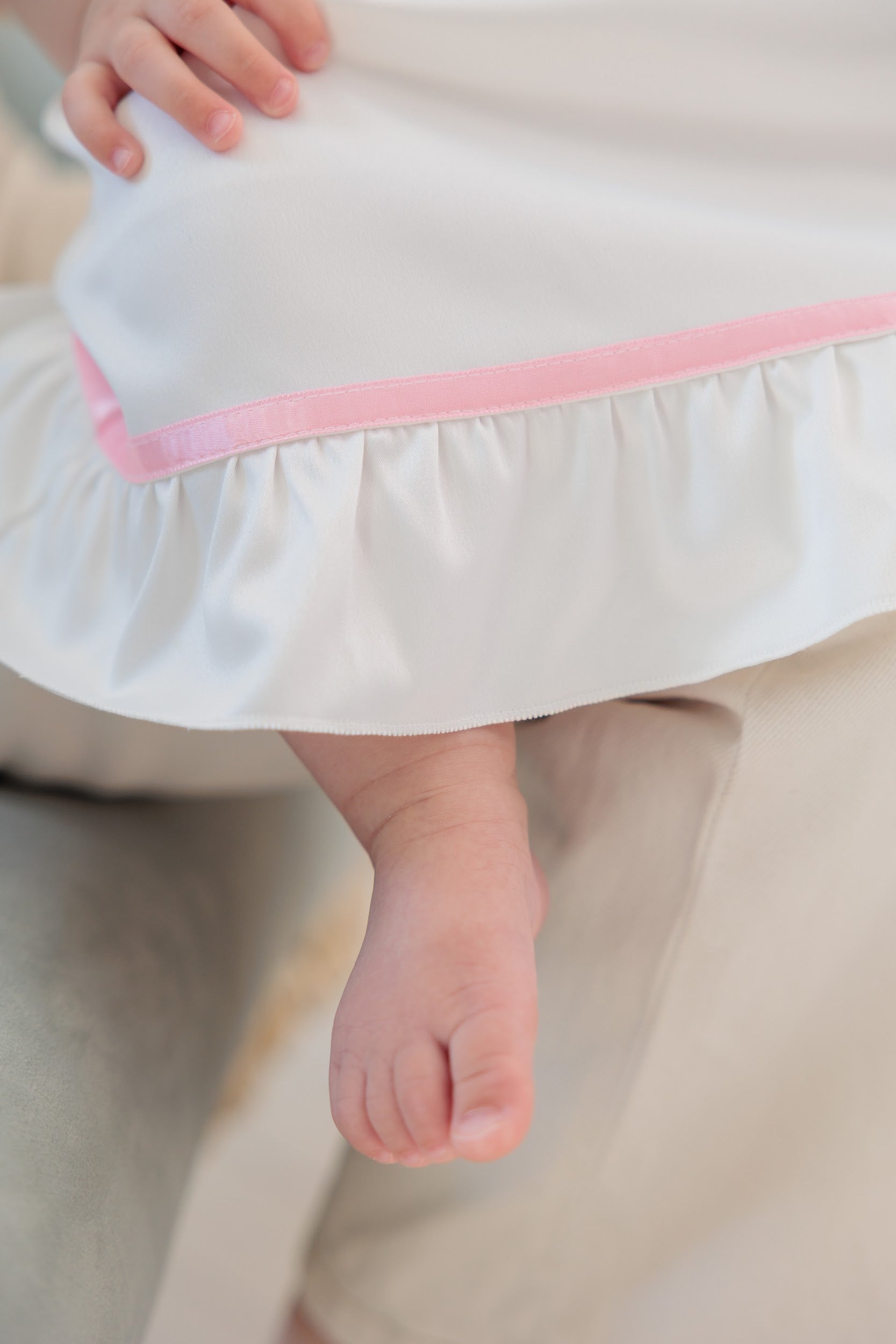 Vestido de seda para bautizo LUNA para niñas – Traje de bautismo de satén y algodón