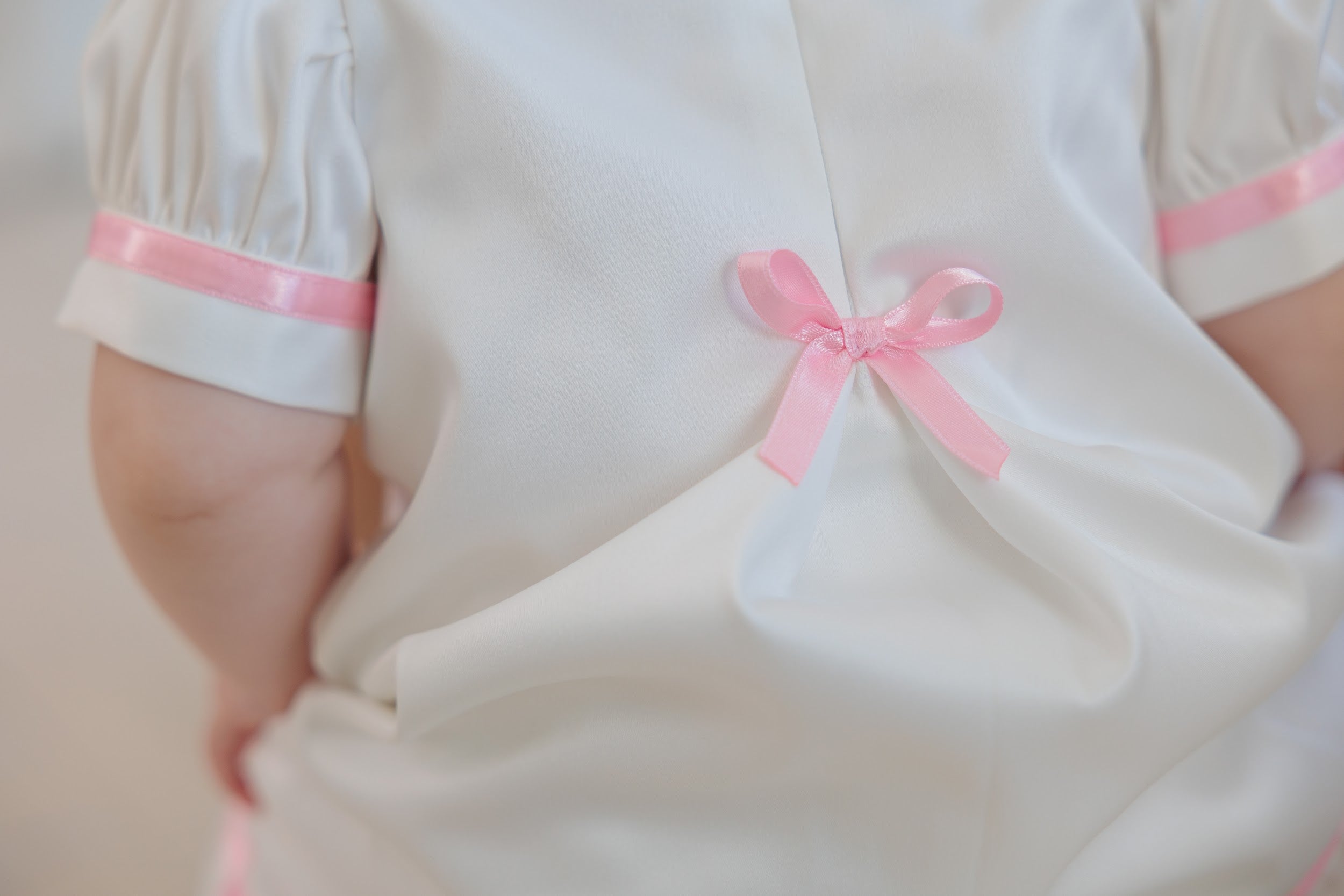 Vestido de seda para bautizo LUNA para niñas – Traje de bautismo de satén y algodón