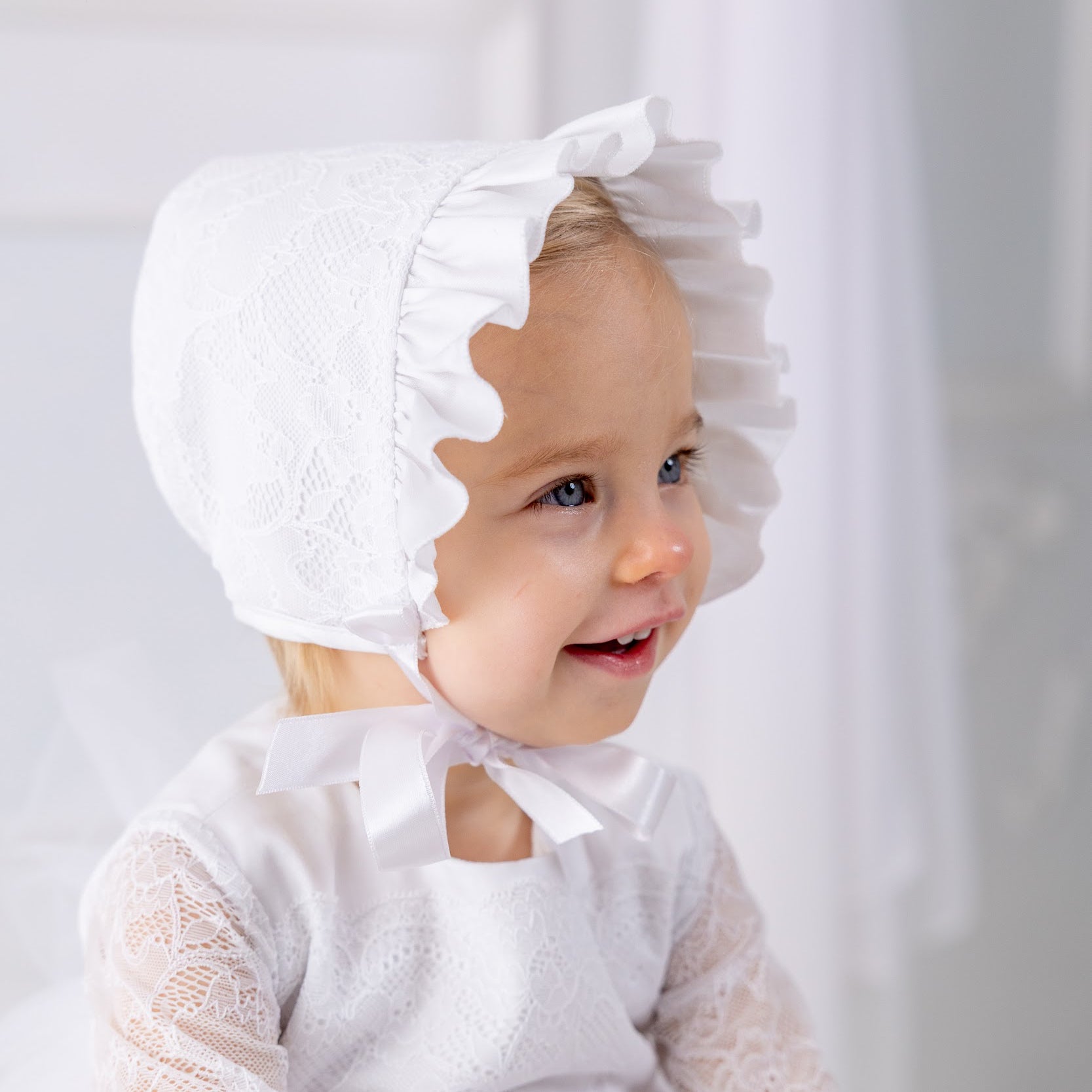 Baby lace bonnet