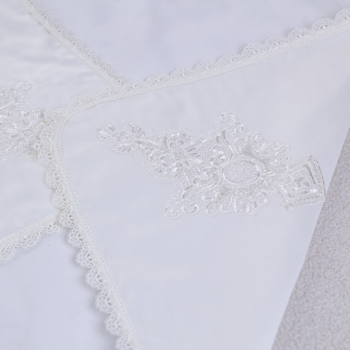  Ivory Baby Lace Blanket detail