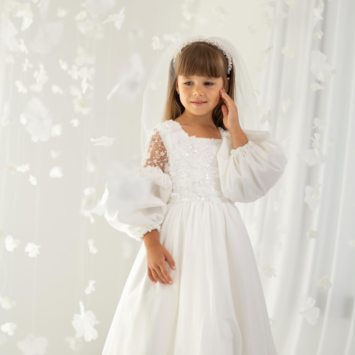 ALORA Pearl Tiara with Veil