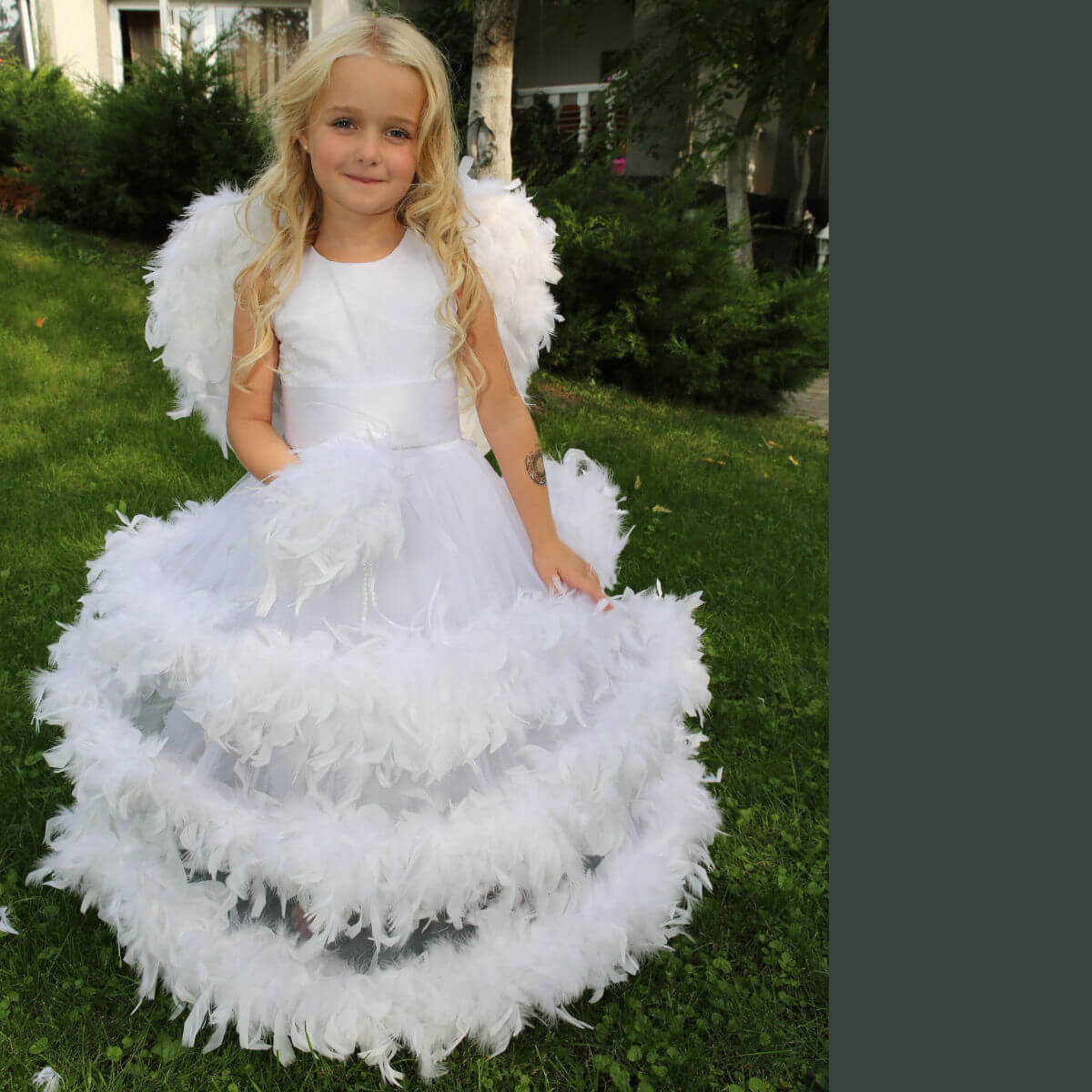 EMMA Luxury Feather Flower Girl Dress with Detachable Boa Train – Couture Dress