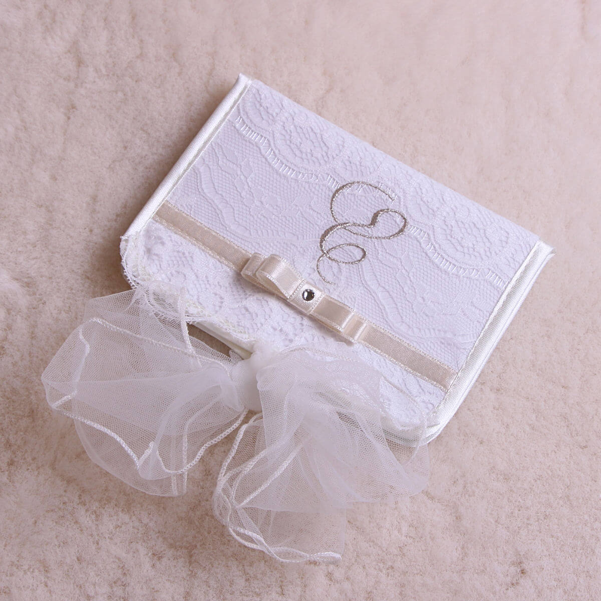 BELLA First Curl Keepsake Box – Ivory Lace Baby Memory Gift