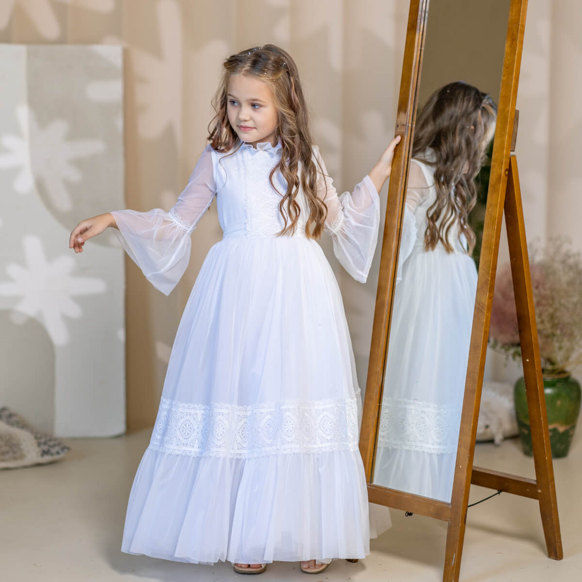 MAJESTY White Lace Communion Dress