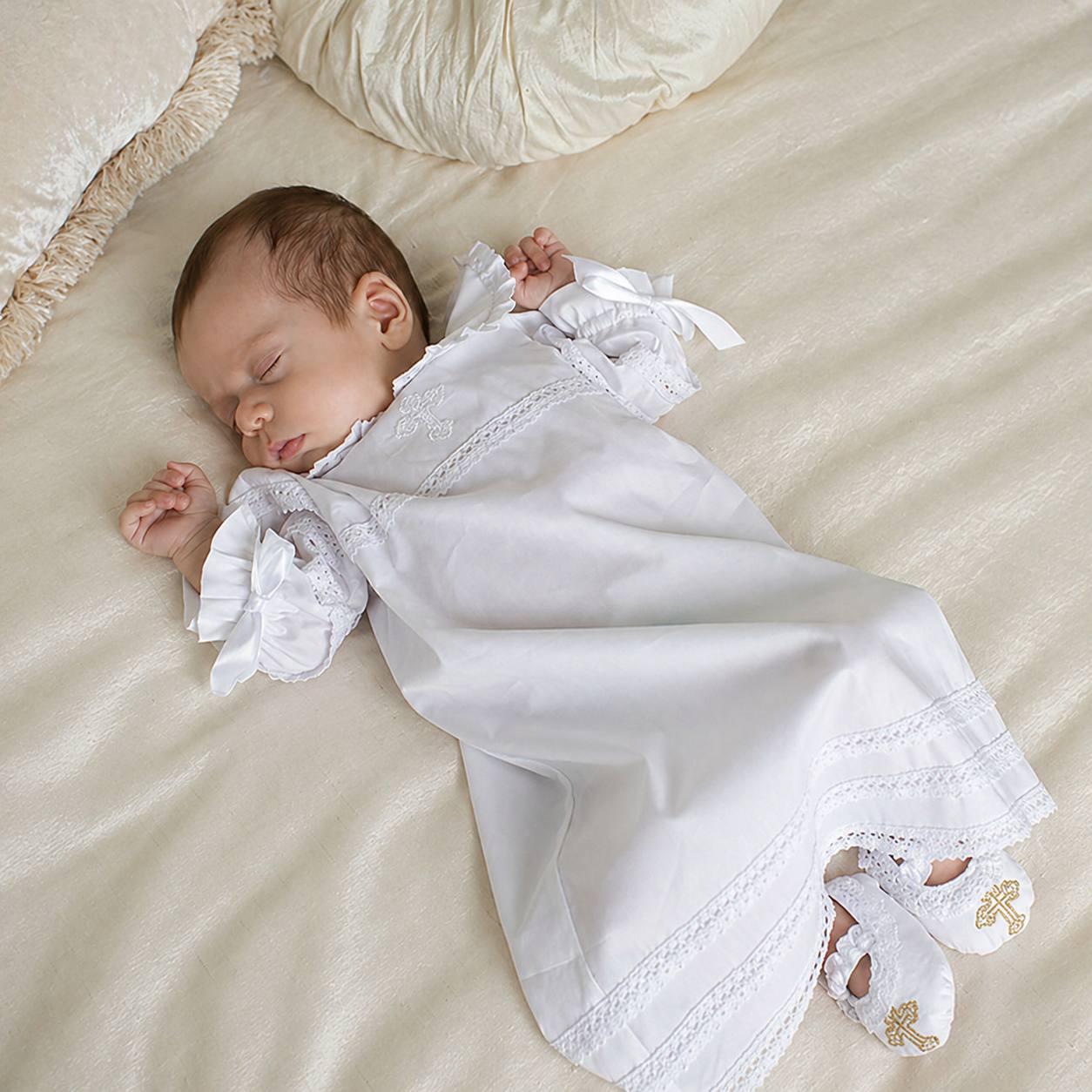 CATHOLIC Baptism Gown with Hat – Unisex Baby Christening Gown