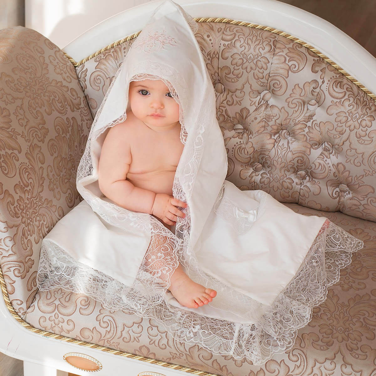 SOPHIE Lace Receiving Blanket